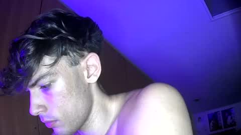 giovyyx online show from June 21, 10:59 pm