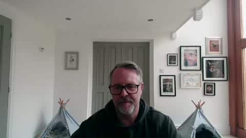 girlsandbikes online show from October 23, 10:29 am