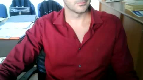 giuseppevai1 online show from September 18, 9:11 am