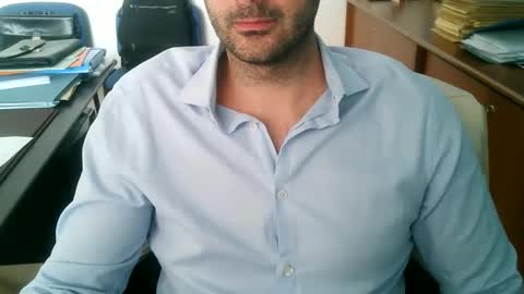 giuseppevai1 online show from May 6, 10:27 am