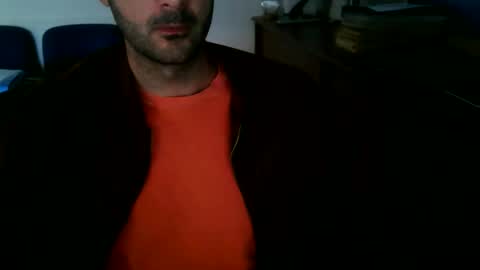 giuseppevai1 online show from November 8, 10:51 am