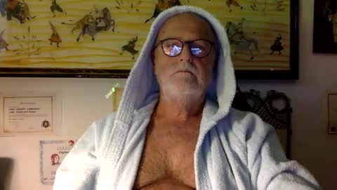 Snapshot of giutomma930394 chatting on October 22, 8:18 am giutomma930394 online show from October 22, 8:18 am