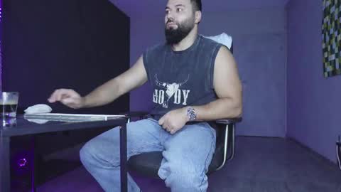 Matthew .. for short call me Matt online show from December 22, 5:48 am