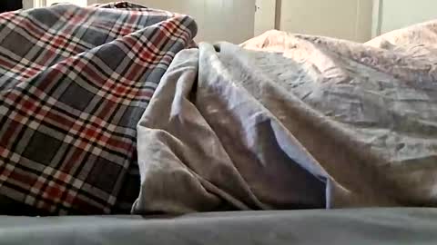 glitchingglob online show from November 27, 3:05 pm