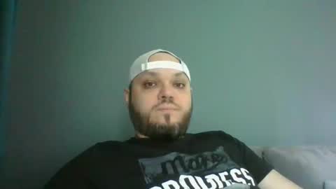 Snapshot of glusgan chatting on February 20, 8:39 am Your boy online show from February 20, 8:39 am