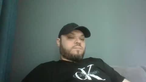 Snapshot of glusgan chatting on February 24, 8:06 am Your boy online show from February 24, 8:06 am