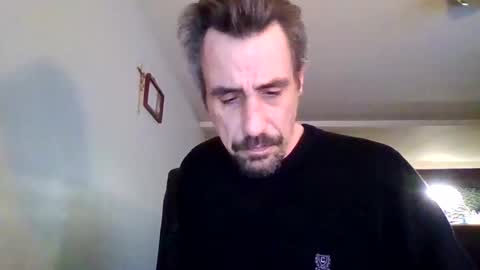 gmang4242 online show from March 7, 9:40 am