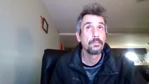 gmang4242 online show from March 17, 12:36 am