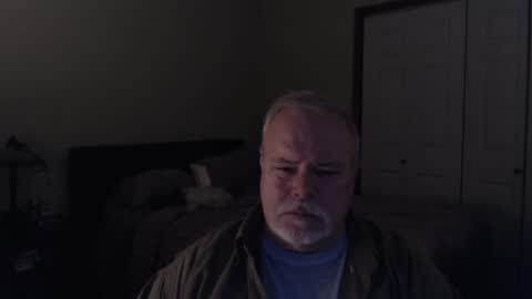 Snapshot of gmctruckguy chatting on December 15, 8:36 pm gmctruckguy online show from December 15, 8:36 pm