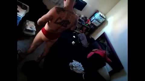 gnasty83 online show from October 21, 8:12 pm