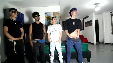 THOMAS AND DAMIAND online show from April 30, 8:57 pm