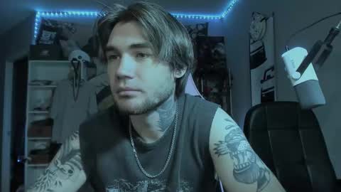 Snapshot of go_v_cs chatting on October 18, 11:09 pm NPC online show from October 18, 11:09 pm