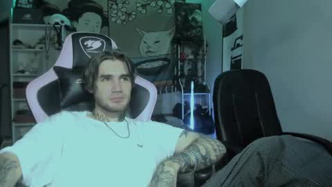 Snapshot of go_v_cs chatting on October 14, 8:21 am NPC online show from October 14, 8:21 am