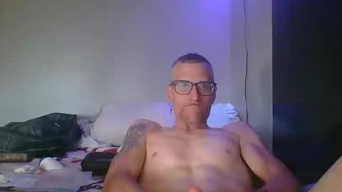 Chris online show from October 13, 11:00 pm
