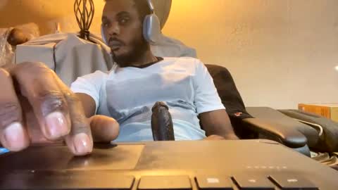 goatchocolate online show from December 20, 6:24 pm