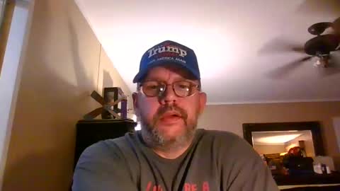 Snapshot of gobey33 chatting on September 13, 1:06 am IDKIDCIDGAF online show from September 13, 1:06 am