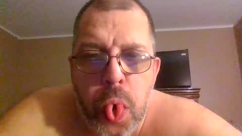 IDKIDCIDGAF online show from April 28, 1:00 am