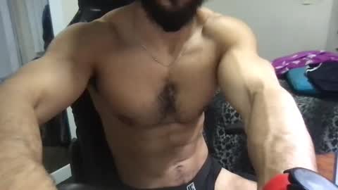 Snapshot of god_hunkules chatting on January 27, 11:11 pm god hunkules online show from January 27, 11:11 pm
