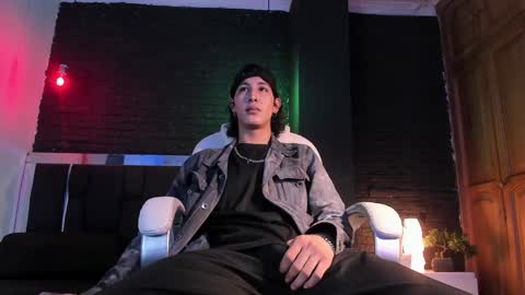 HUAN online show from December 8, 5:07 am