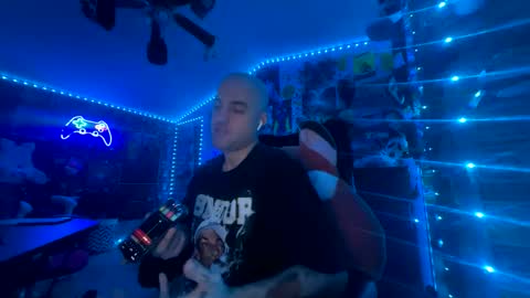 God D online show from April 3, 5:48 am