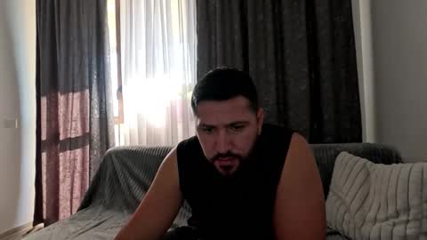 Snapshot of gold_alpha_boy chatting on October 21, 11:02 am gold_alpha_boy online show from October 21, 11:02 am