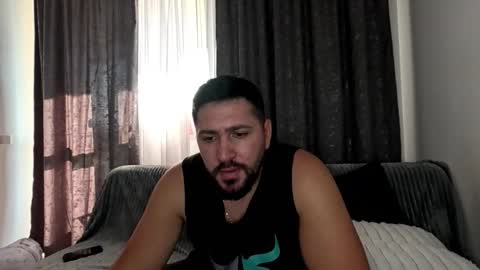 Snapshot of gold_alpha_boy chatting on October 22, 11:25 am gold_alpha_boy online show from October 22, 11:25 am