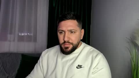 gold_alpha_boy online show from March 2, 5:42 pm