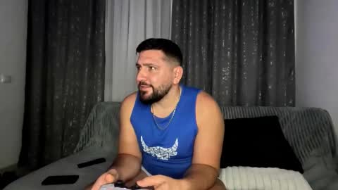 Snapshot of gold_alpha_boy chatting on October 27, 6:54 pm gold_alpha_boy online show from October 27, 6:54 pm