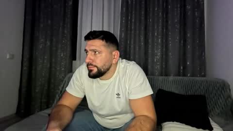 Snapshot of gold_alpha_boy chatting on October 28, 7:38 pm gold_alpha_boy online show from October 28, 7:38 pm