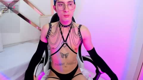 JEAN  online show from April 8, 2:23 am