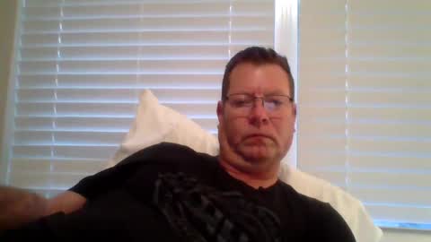 Snapshot of goldenbear3111 chatting on September 21, 10:32 pm goldenbear3111 online show from September 21, 10:32 pm