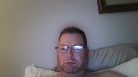 Snapshot of goldenbear3111 chatting on January 4, 1:53 pm goldenbear3111 online show from January 4, 1:53 pm