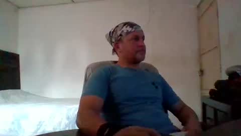 golons17 online show from May 5, 6:52 pm