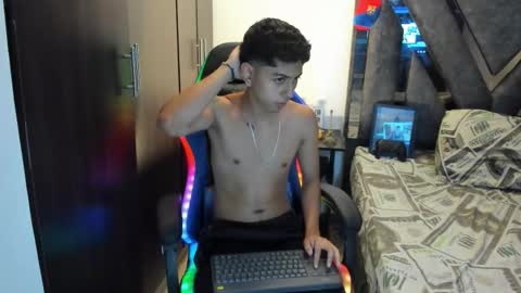 gomez_c_ online show from February 23, 6:04 am