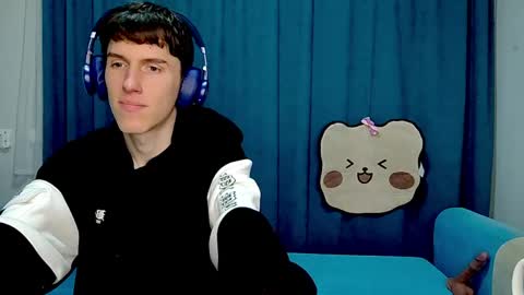 Luca online show from April 19, 2:38 pm