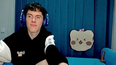 Luca online show from April 22, 4:01 pm