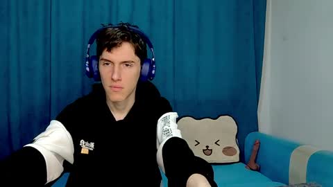 Luca online show from April 7, 3:01 pm