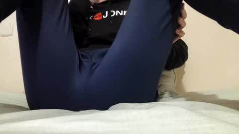 goodboyyy7 online show from December 16, 3:46 am