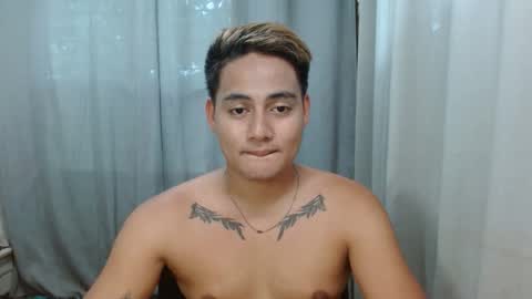 Snapshot of goodcaresweetboy chatting on March 5, 5:29 am FORD online show from March 5, 5:29 am
