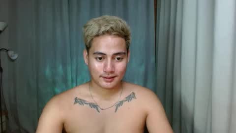 Snapshot of goodcaresweetboy chatting on January 17, 1:24 pm FORD online show from January 17, 1:24 pm