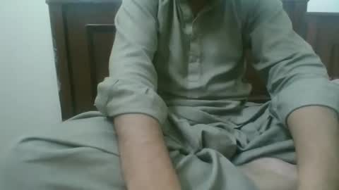 Snapshot of goodfucker3252 chatting on December 27, 8:39 pm Arab Pronstar online show from December 27, 8:39 pm