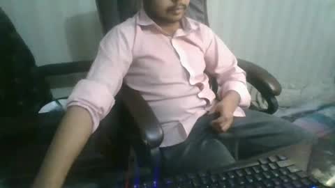 Snapshot of goodfucker3252 chatting on February 15, 9:49 pm Arab Pronstar online show from February 15, 9:49 pm