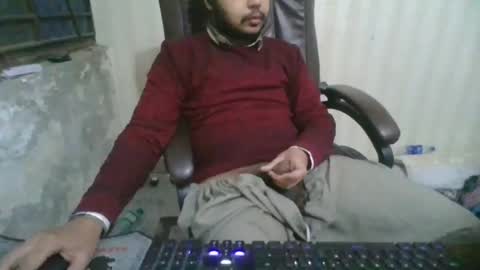 Snapshot of goodfucker3252 chatting on January 16, 9:51 pm Arab Pronstar online show from January 16, 9:51 pm
