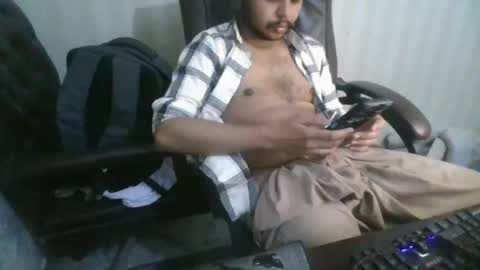 Snapshot of goodfucker3252 chatting on February 26, 2:14 pm Arab Pronstar online show from February 26, 2:14 pm