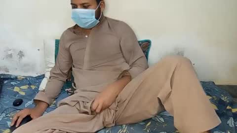 Snapshot of goodfucker3252 chatting on February 22, 9:53 pm Arab Pronstar online show from February 22, 9:53 pm