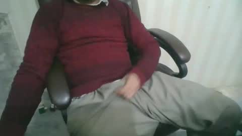 Snapshot of goodfucker3252 chatting on January 15, 7:23 pm Arab Pronstar online show from January 15, 7:23 pm