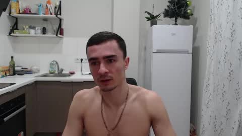 goodgg229975 online show from April 25, 7:11 pm