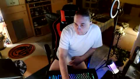 google5001 online show from November 14, 4:48 am