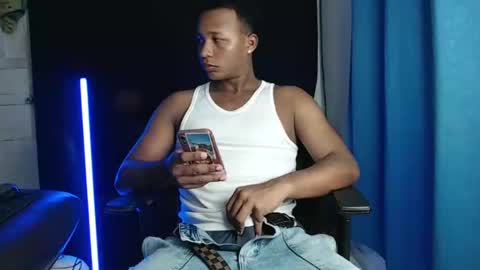 Snapshot of goos_cum chatting on February 10, 5:03 am Goos online show from February 10, 5:03 am