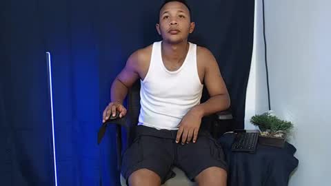 Snapshot of goos_cum chatting on December 15, 3:34 am Goos online show from December 15, 3:34 am